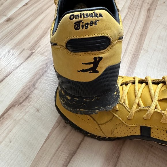 Men's Shoes - Picture 10 of 10